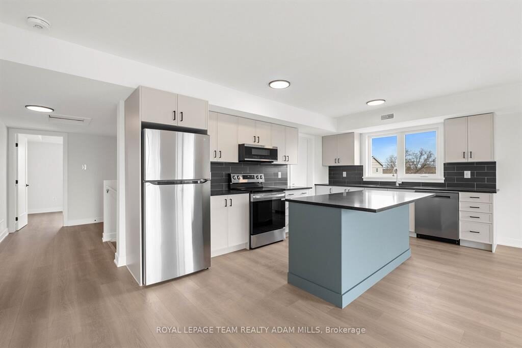 Interior Kitchen, Unit A 201 Teskey, Almonte, Ottawa
