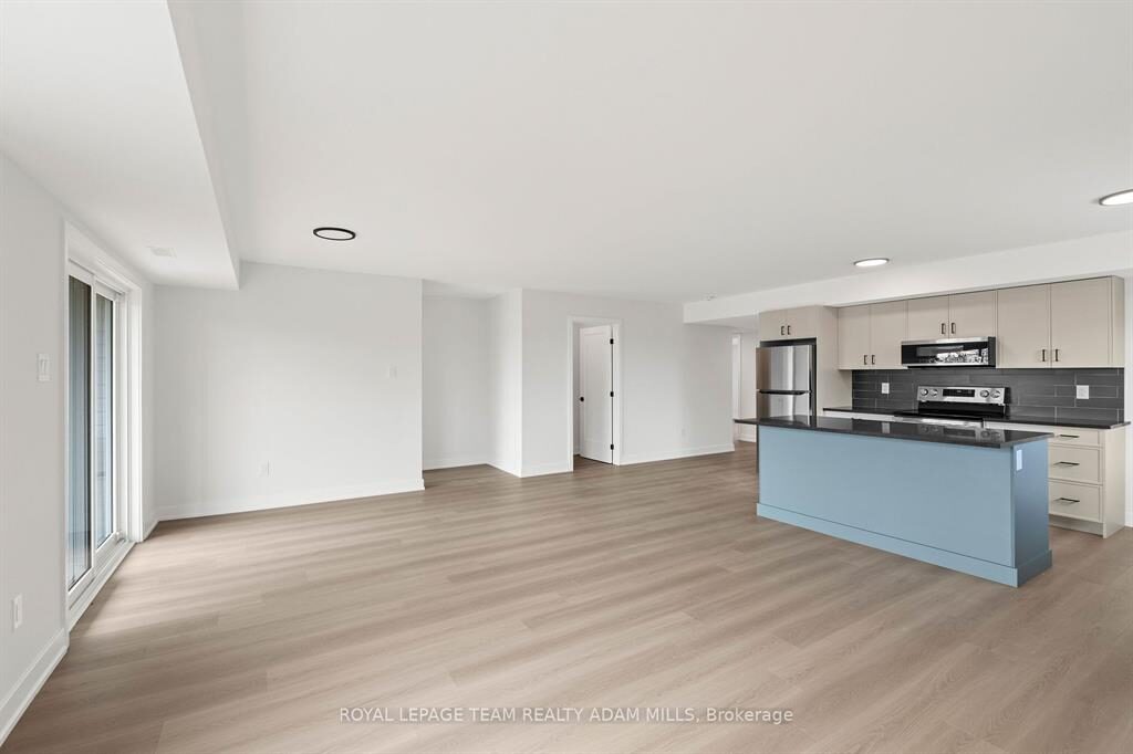Interior Unit B, 201 Teskey, Almonte, Ottawa